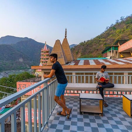 Хостел Madpackers Rishikesh Laxman Jhula Екстер'єр фото