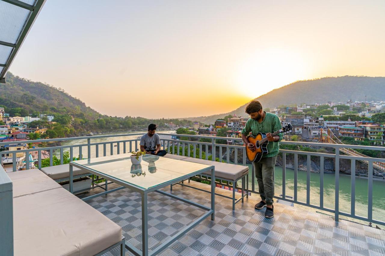 Хостел Madpackers Rishikesh Laxman Jhula Екстер'єр фото